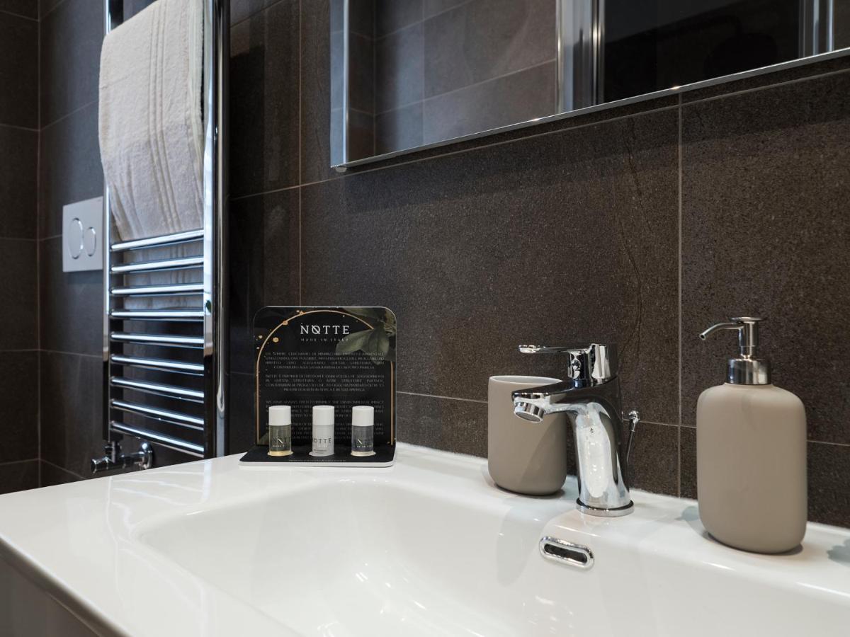 Casa Design Con A/C E Wifi_7 Minuti Ciampino Aeroporto Apartment Exterior photo