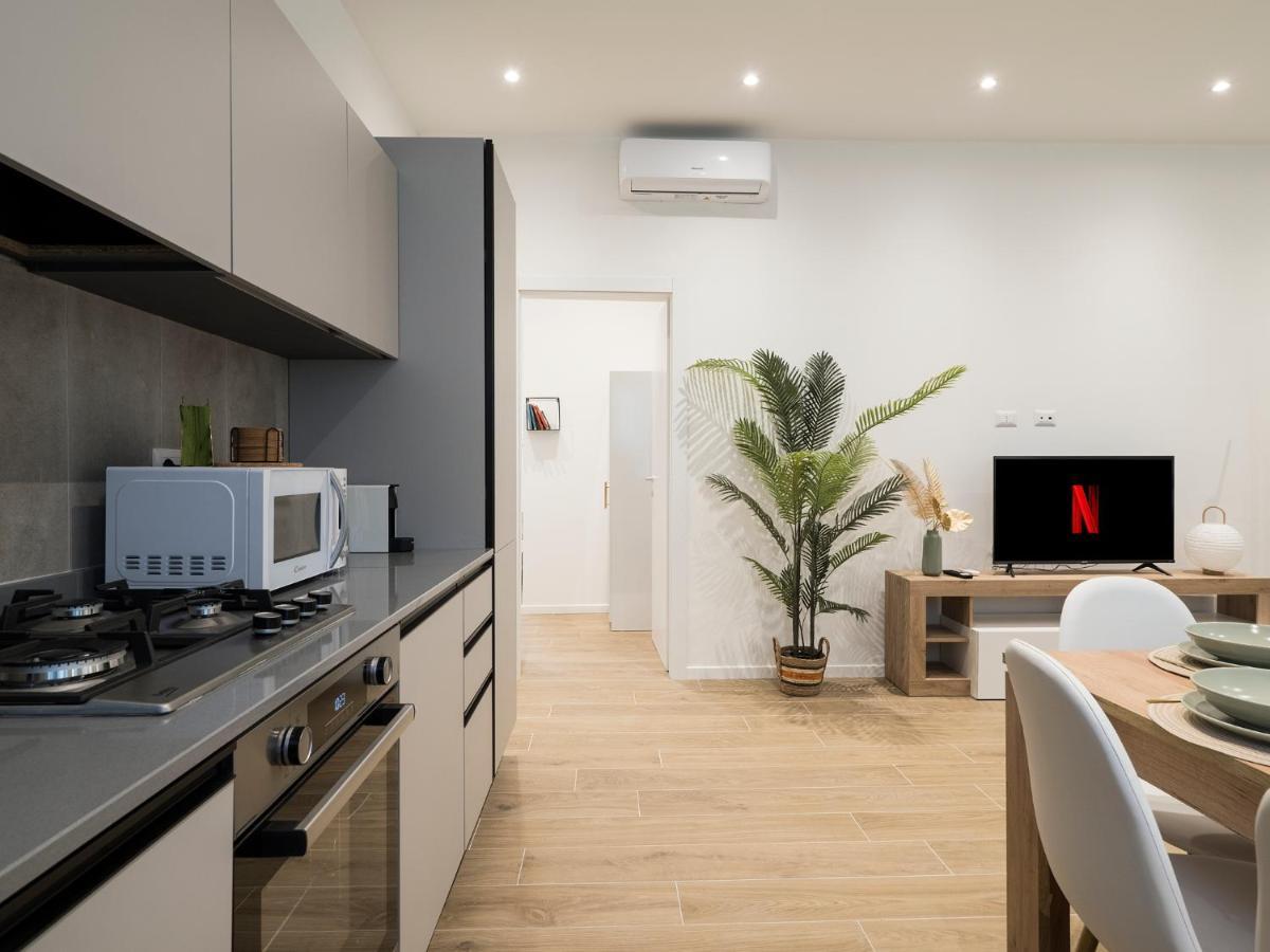 Casa Design Con A/C E Wifi_7 Minuti Ciampino Aeroporto Apartment Exterior photo
