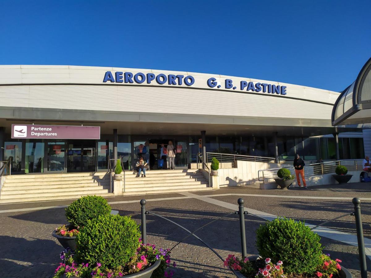 Casa Design Con A/C E Wifi_7 Minuti Ciampino Aeroporto Apartment Exterior photo