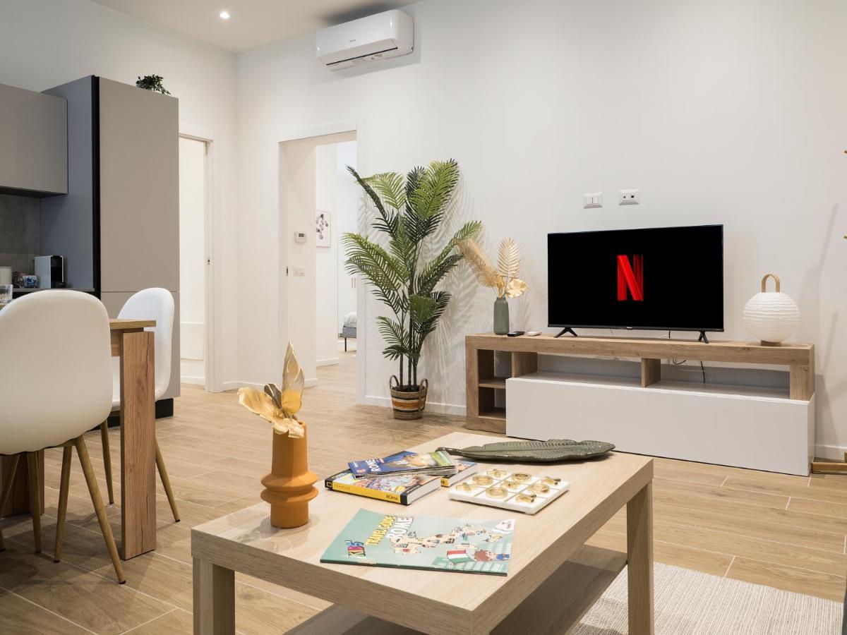 Casa Design Con A/C E Wifi_7 Minuti Ciampino Aeroporto Apartment Exterior photo
